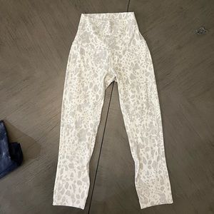 Lululemon leggings